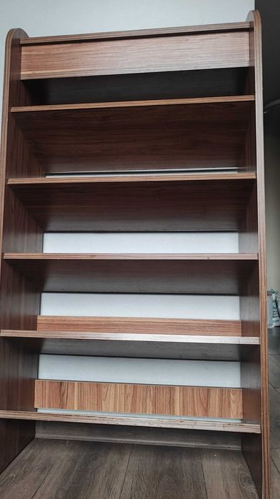 Полка для обуви в прихожую