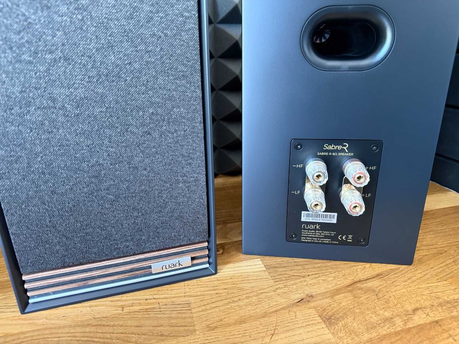 Kolumny podstawkowe / monitory Ruark Sabre-R (BLACK)