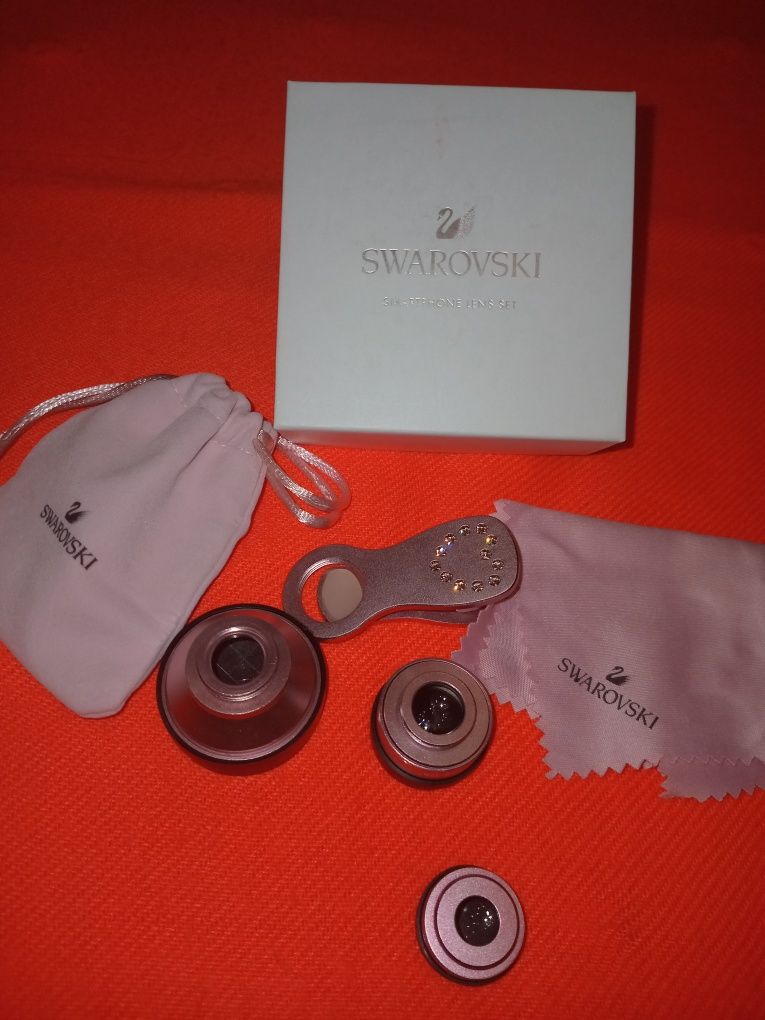 Ексклюзив від" Swarovski"- лінзи для смартфону