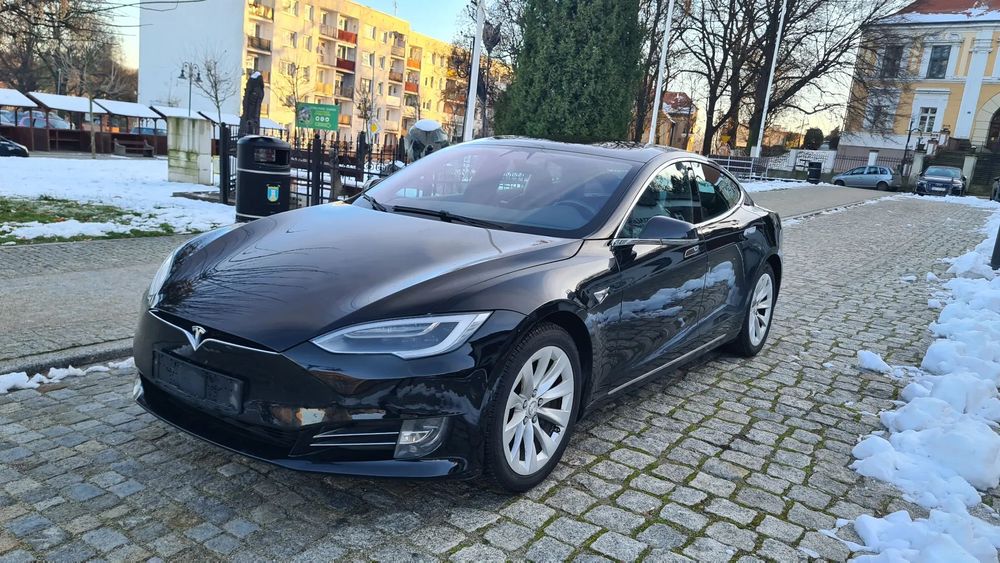Tesla Model S Model S 75D darmowe ladowanie, pakiet zimowy, Hi fi premium, CCS
