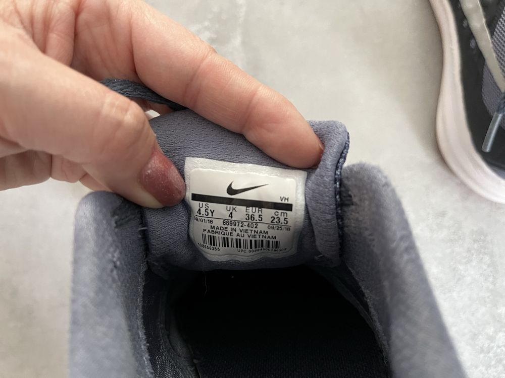 Buty chłopięce nike rozmiar 35