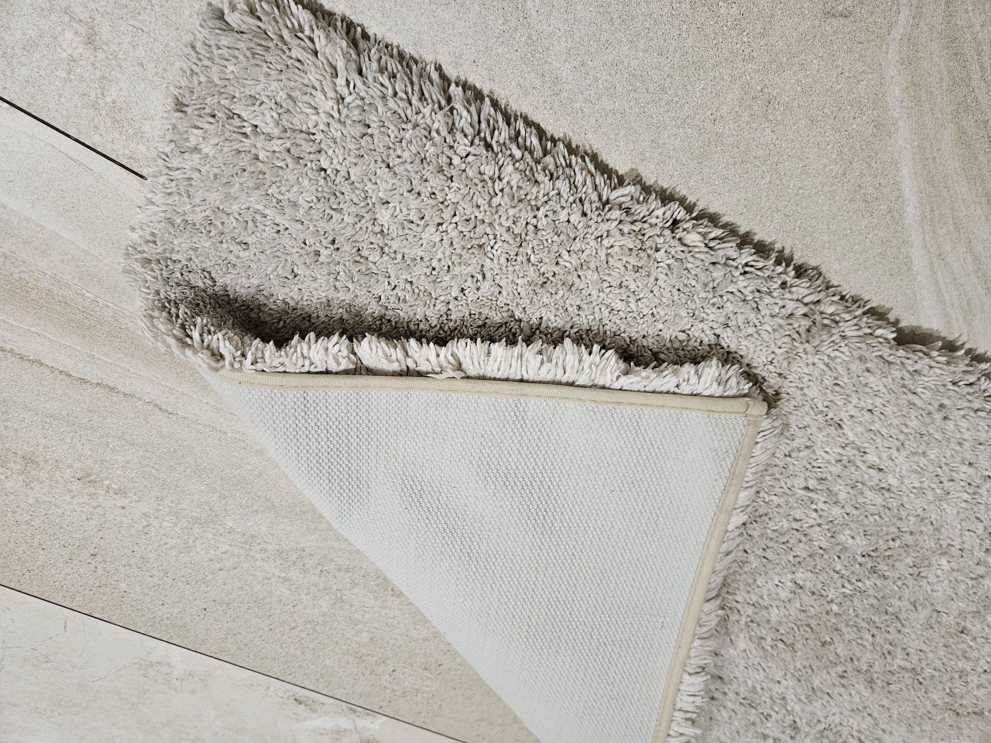 Gumowana mata łazienkowa ikea