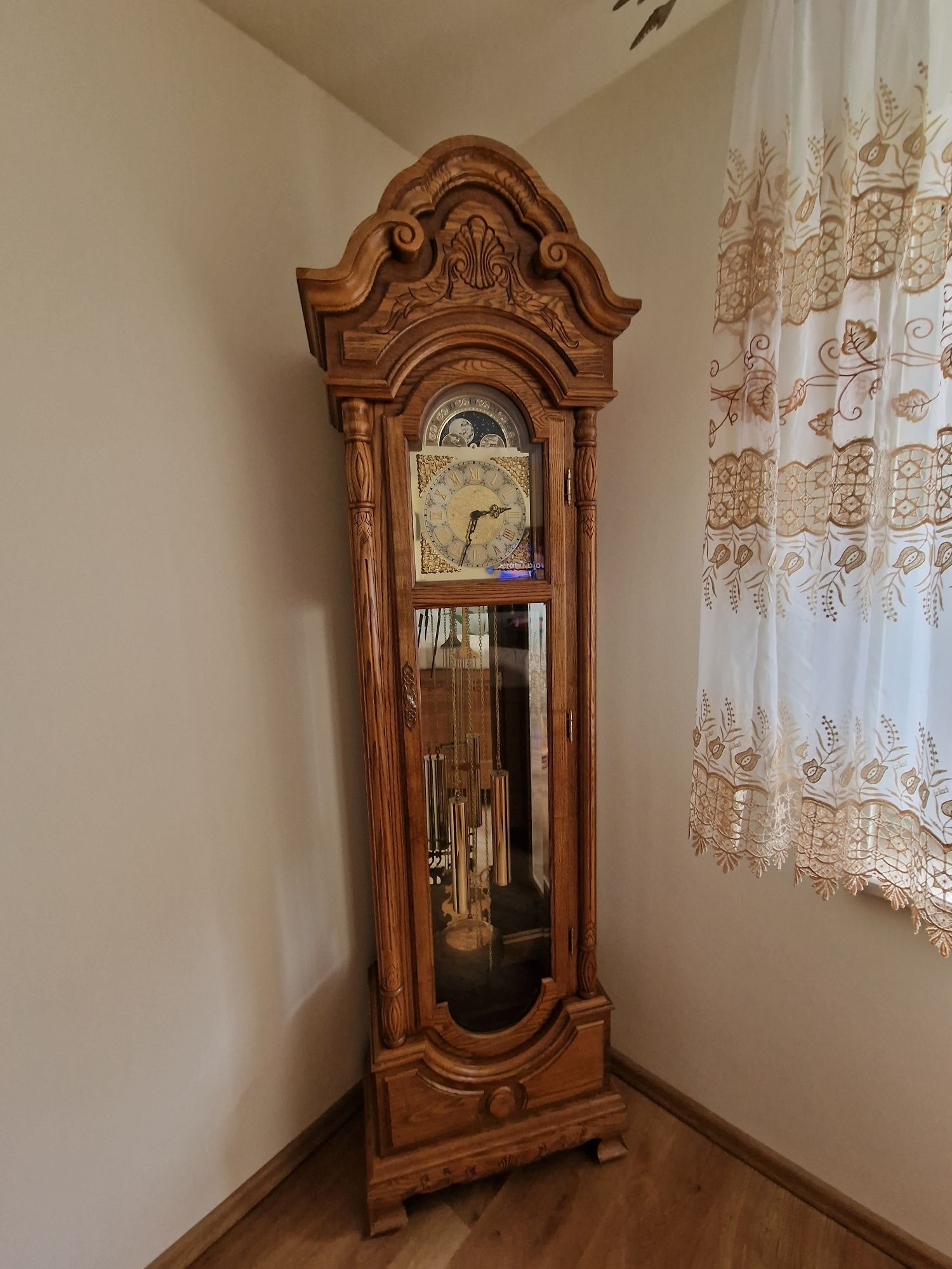 Stojący zegar mechaniczny Adler