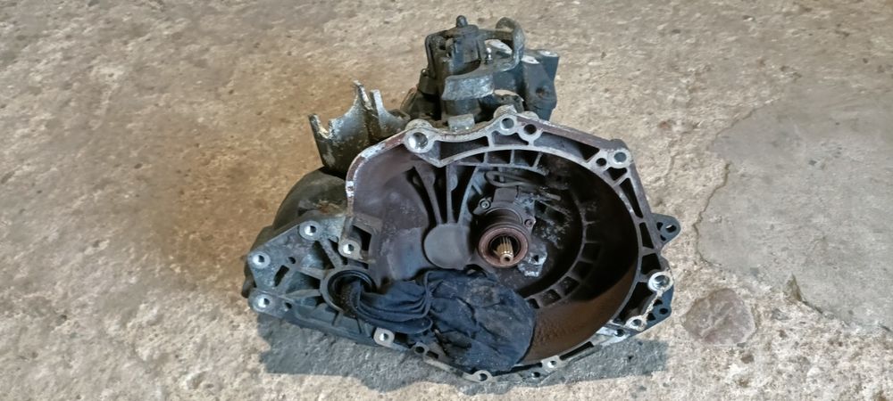 Skrzynia biegów opel Zafira B 1.8