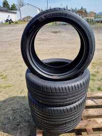 Michelin Pilot Sport 4 225/45R19