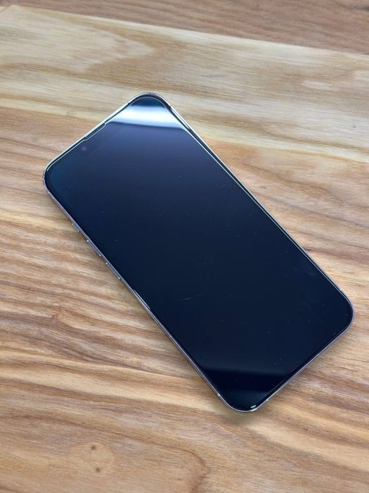 Продам Iphone 13 pro 256 GB Silver