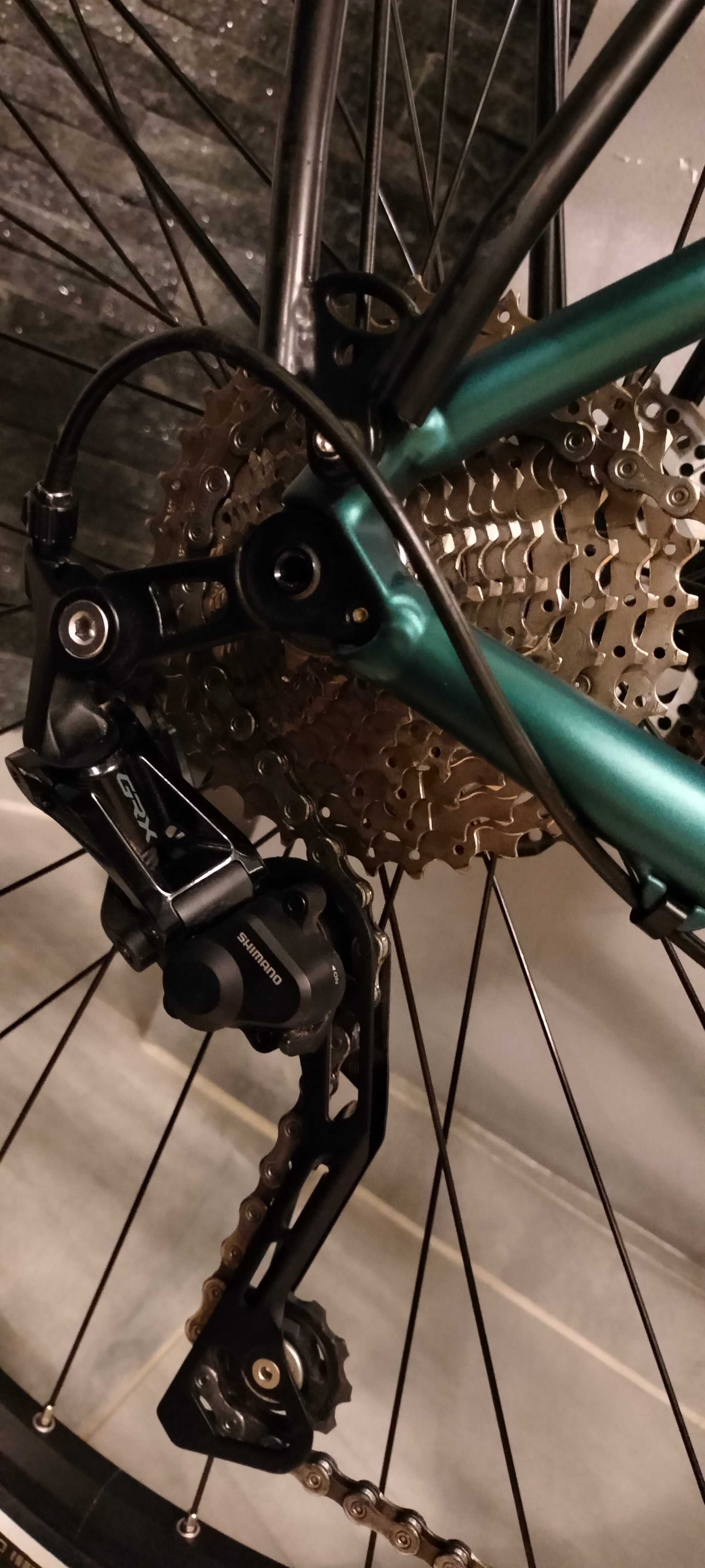 Gravel Stevens Supreme, rower na osprzęcie Shimano GRX