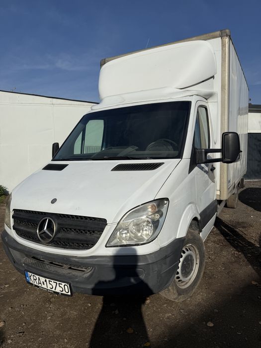 Mercedes Sprinter 2.2 CDI 2007 z windą – gotowy do pracy!