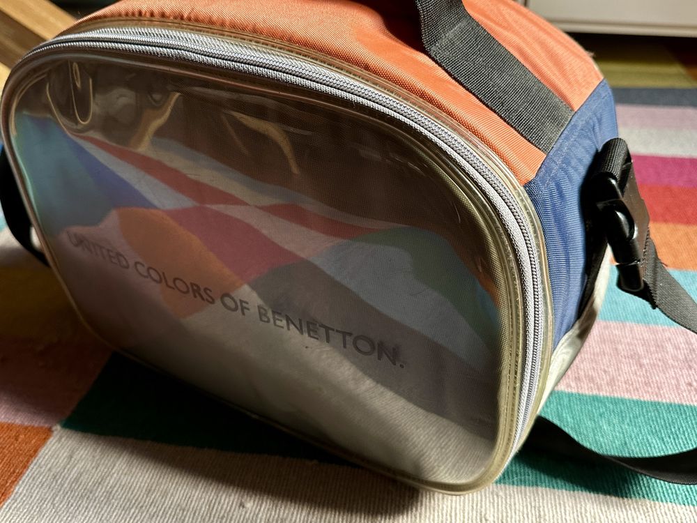 Mala fotografia vintage da Benetton. Rara.