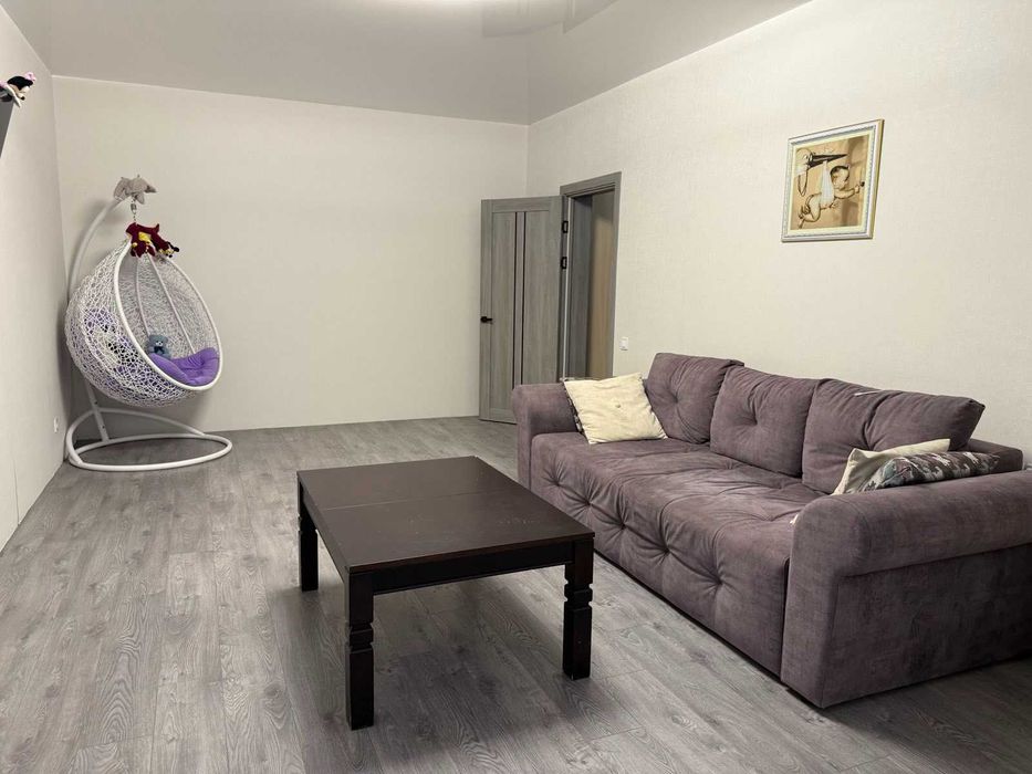 Святопетрівське 2 кім квартира з меблі техніка Сертифікат розглянемо