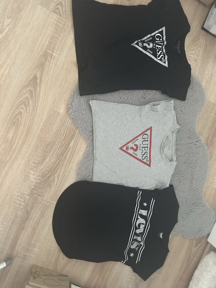 Zestaw trzech koszulek guess levis 128 134