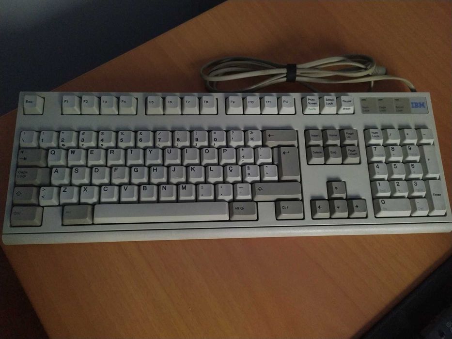 Teclado IBM Model M2 (PT)