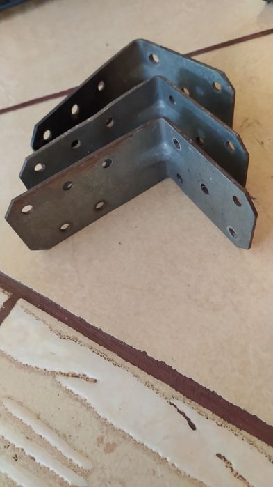 Kątownik wzmocniony ciesielski 60x80x40mm- 3szt.