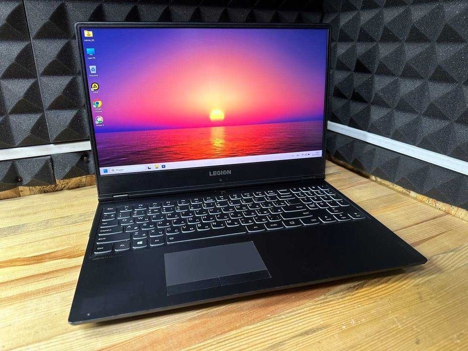 Ноутбук Lenovo Legion Y540 i5-9300H / 16Gb R4 / 1Tb SSD / GTX 1650 4Gb