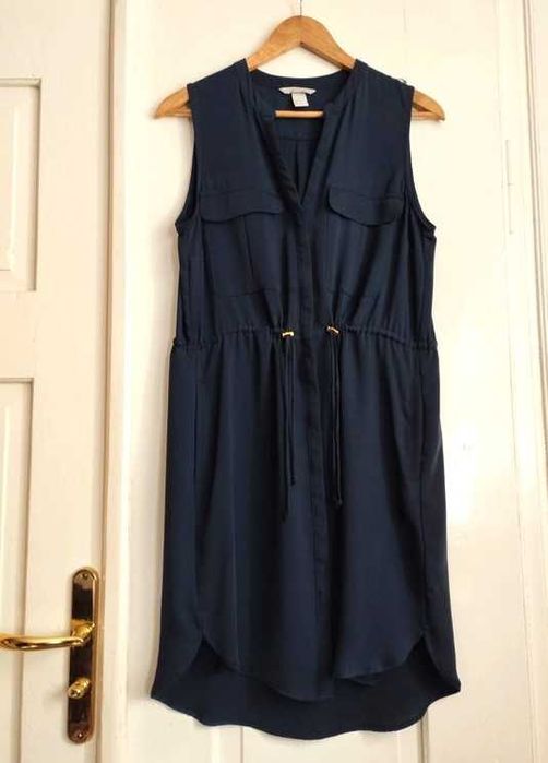 Granatowa sukienka szmizjerka koszulowa na guziki z kieszeniami