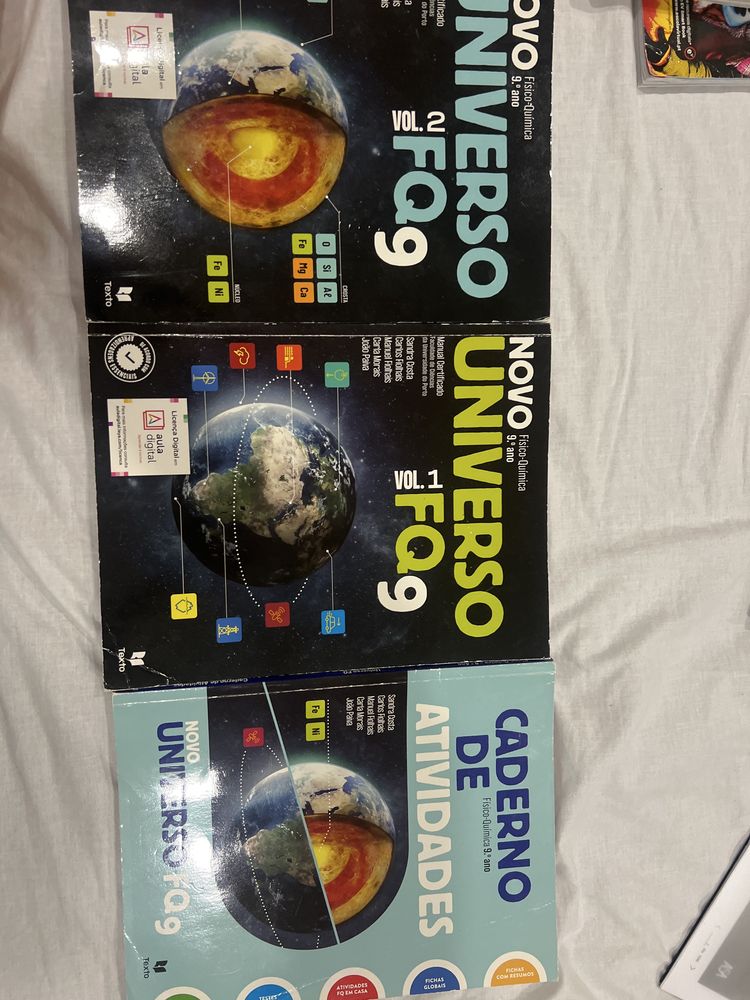 Manuais de escolares Fisica quimica