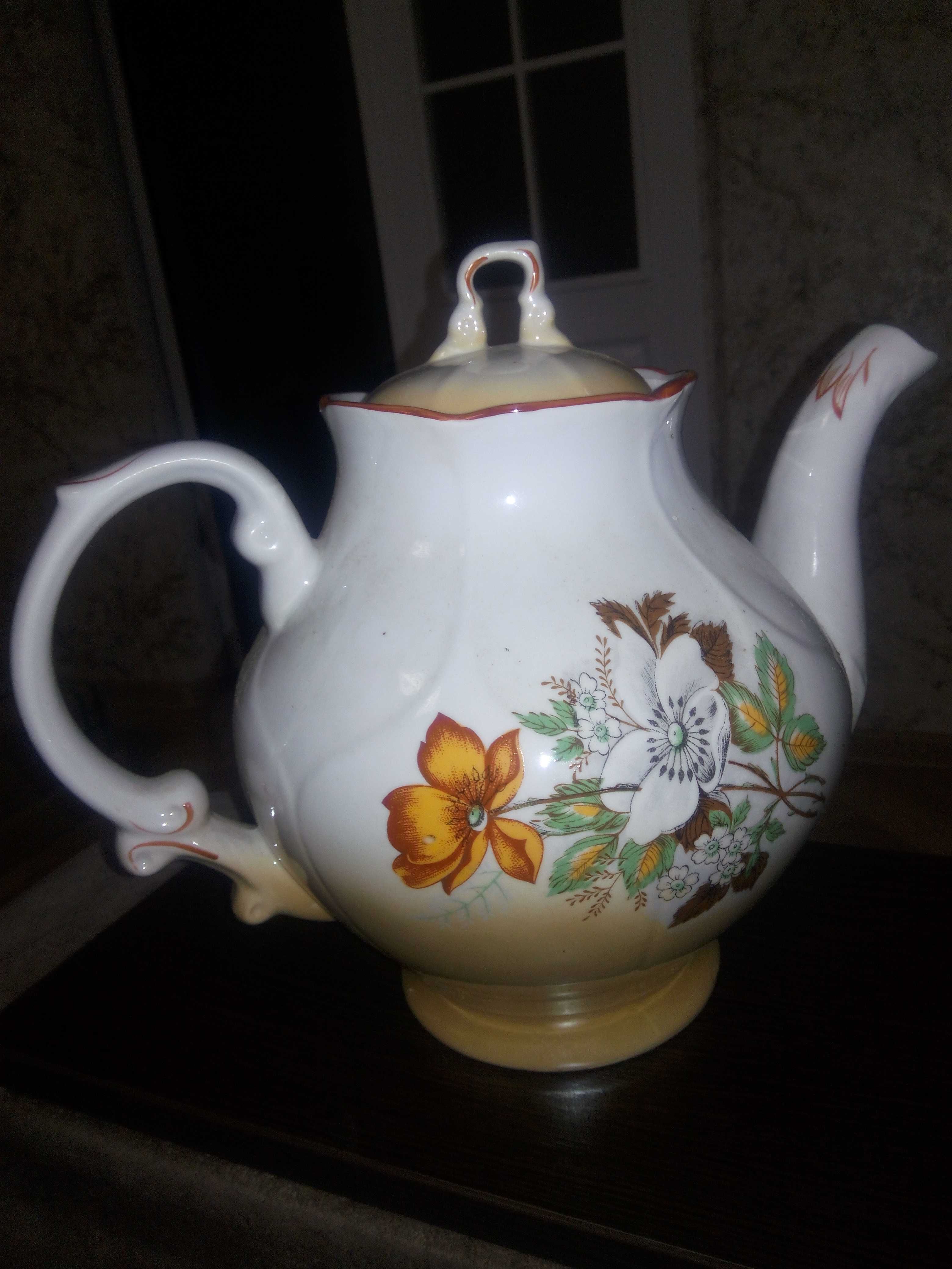 Продам заварочный чайник