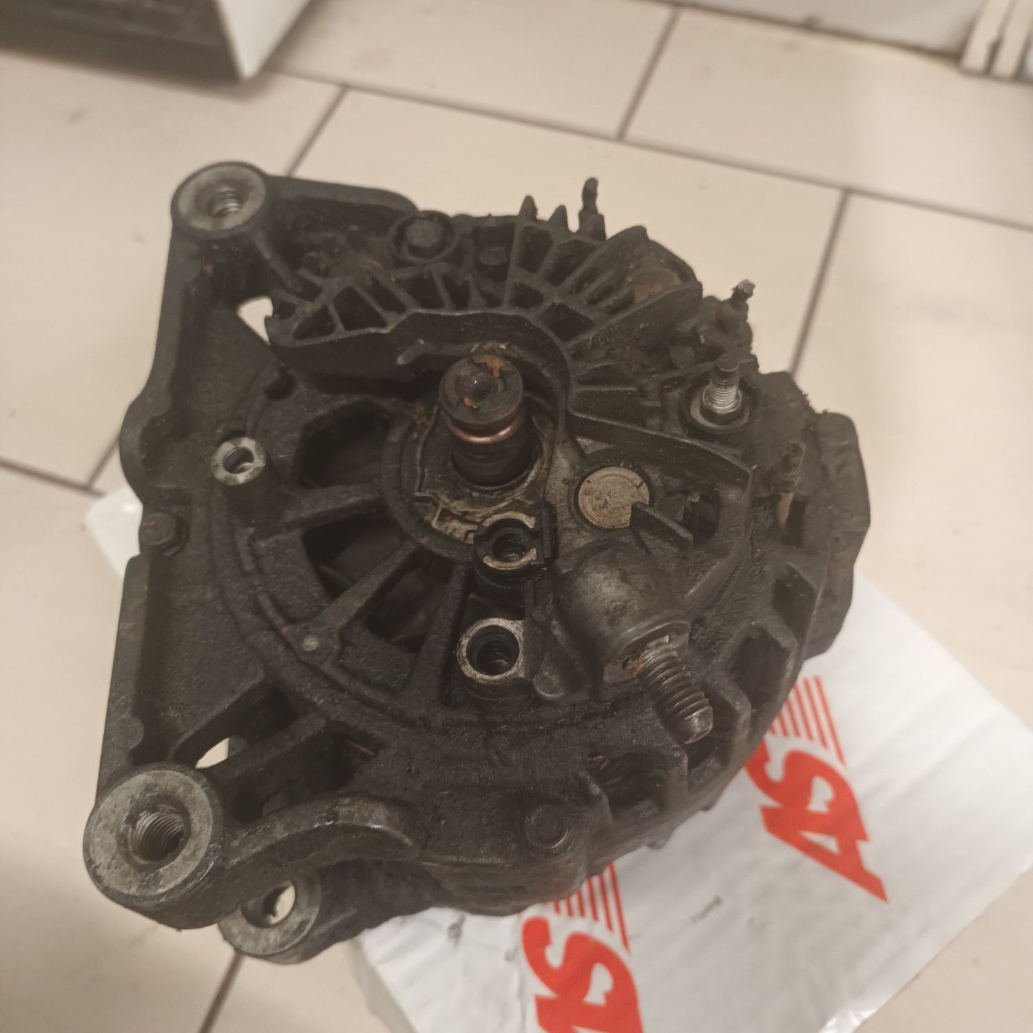 Alternator Valeo Citroen xsara Picasso 1.6 benzyna