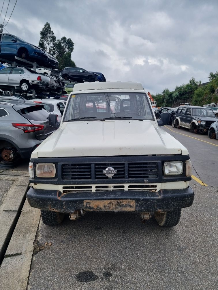 Nissan Patrol Y260 de 1988 para peças