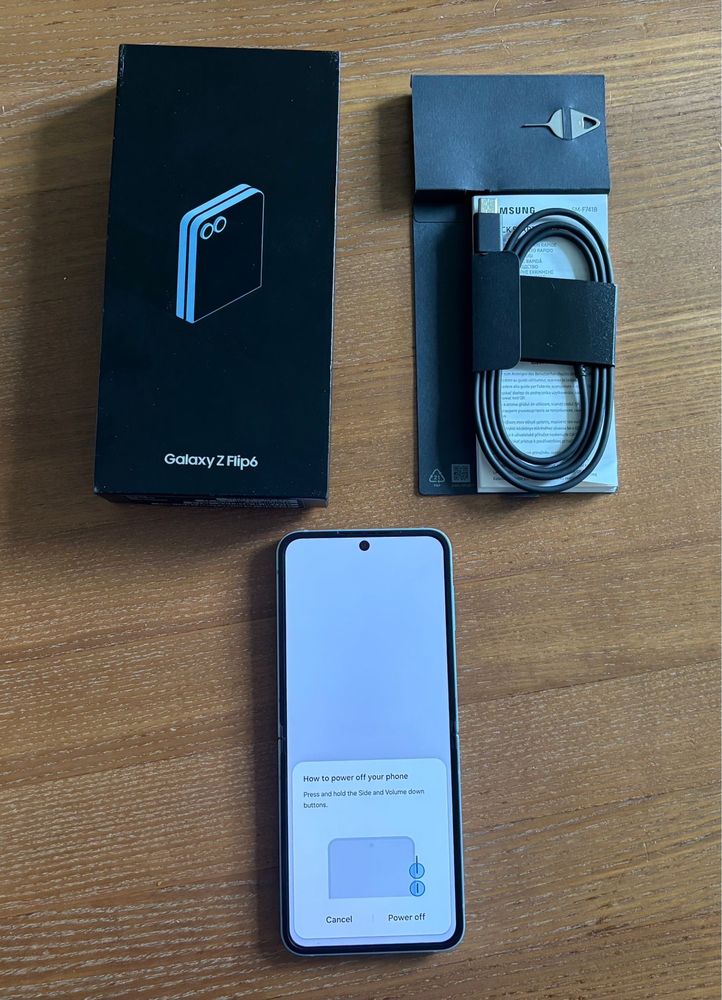 Samsung Galaxy Z Flip6