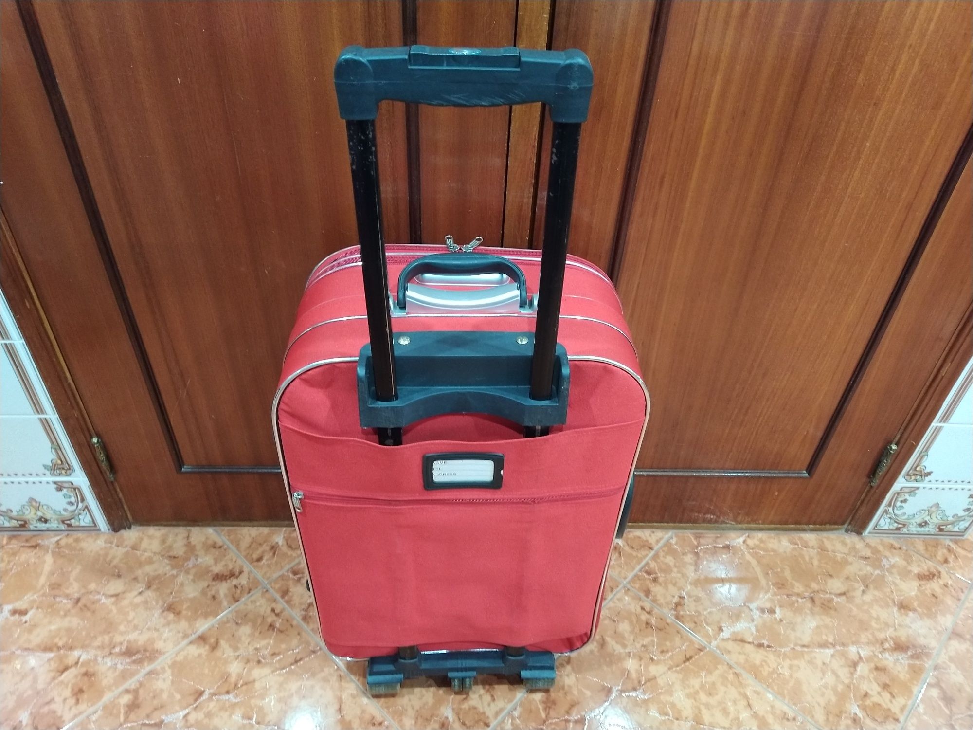 Mala malas de porão até 23 kg viagem casa quarto apartamento vivenda.