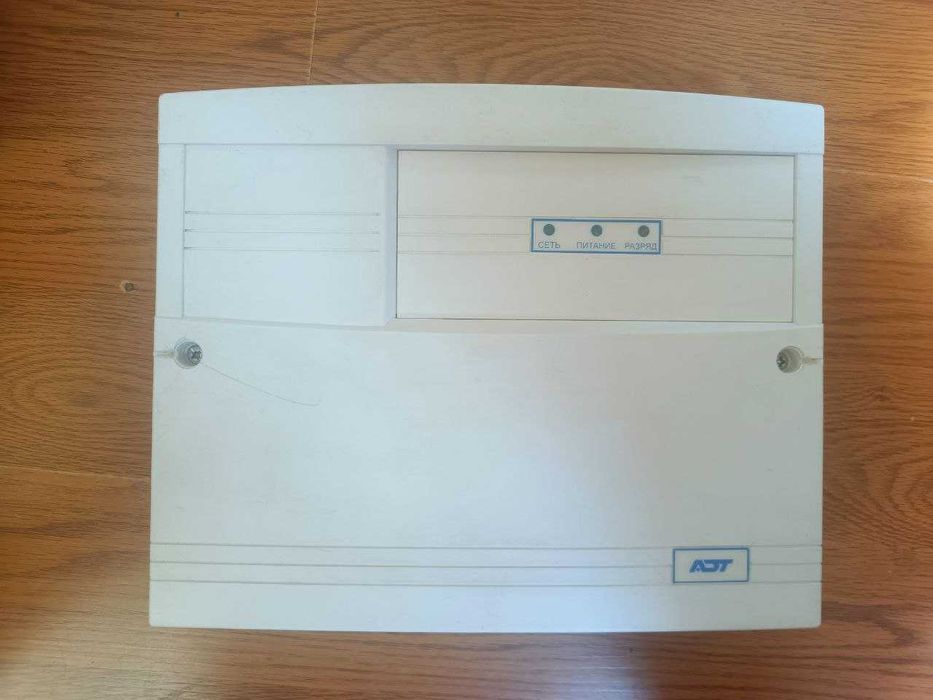 Источник беcперебойного питания 12В/12V БП1215 1,5А