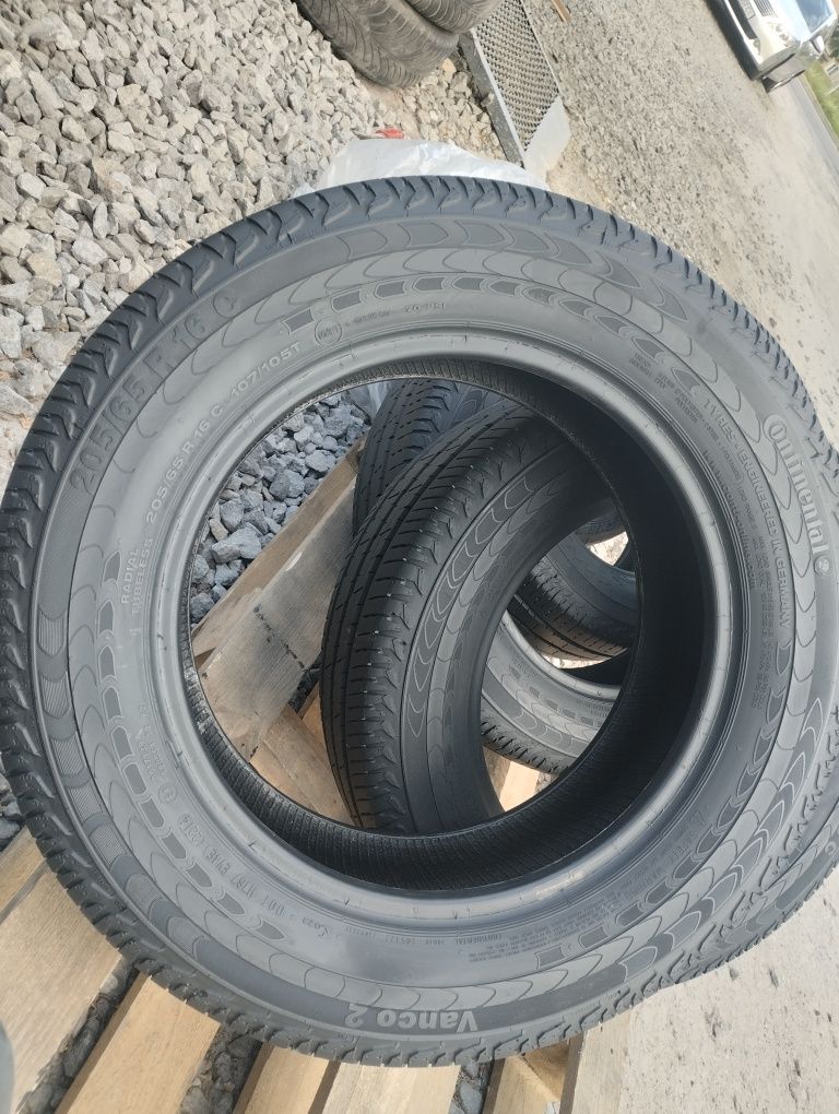 205/65/16c continental комплект літо