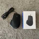 Seenda Ergonomiczna podświetlana myszka RGB do komputera na kablu (M7)