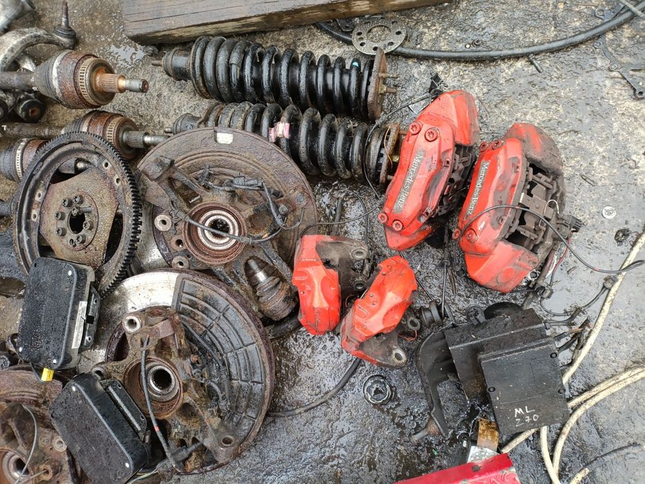 Капот крила фари радіатори Mercedes ml 163, 164. Розборка