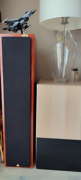 Kolumny Quadral Phonologue