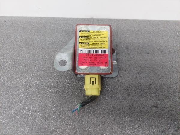 Sensor de impacto TOYOTA Avensis Sedan (_T22_)
