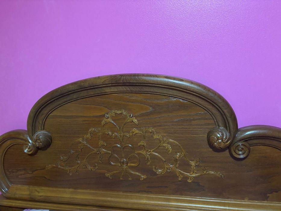 Vendo cama de madeira