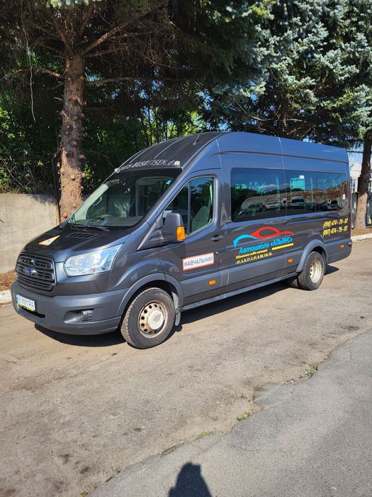 Автошкола Альянс інструктор категорії С, СЕ, С1, С1Е автоінструктор