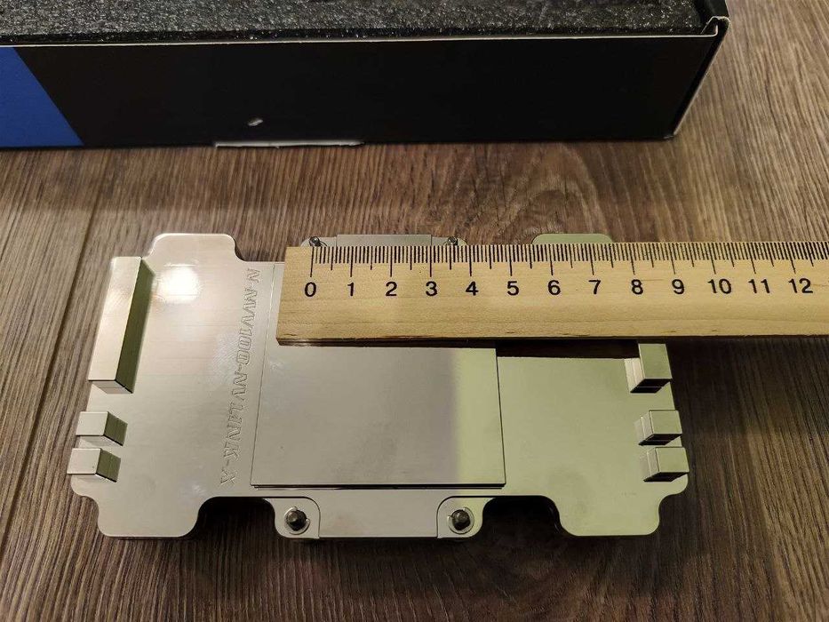 Водяний блок охолодження для NVIDIA V100 N-TESLA-A100SXM2-32G