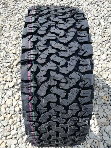 265/65 R17 A/T ROCK ALL TERRAIN Nowe bieżnikowane OPONY PETARDA Hit