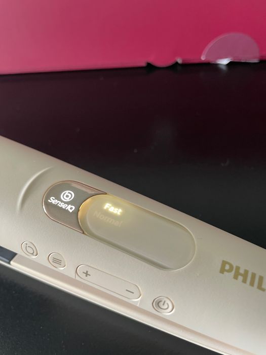 Плойка вирівнювач випрямляч Philips SenseIQ