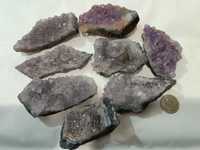 Naturalny kamień Ametyst w formie surowych krystalicznych brył