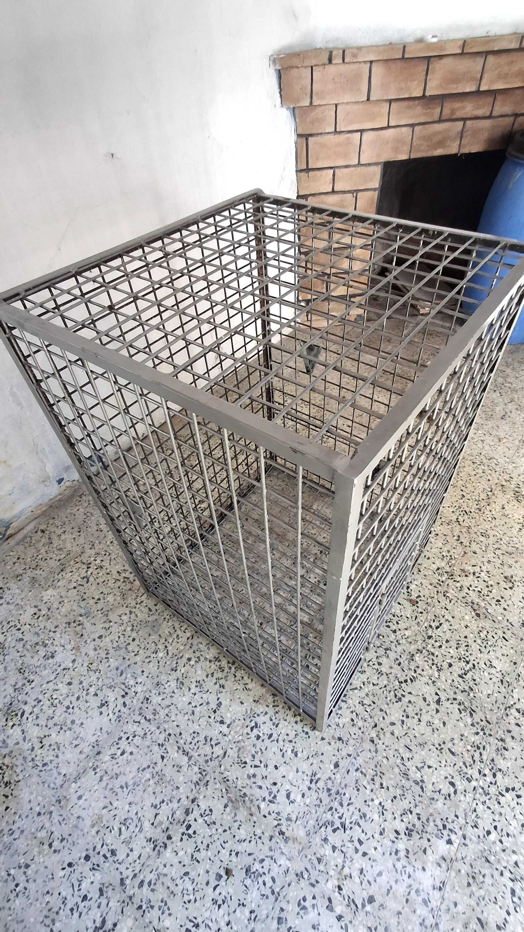 Vendo gaiola para aves de medio e grande porte