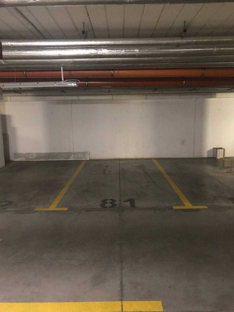 Wynajmę miejsce parkingowe w garażu podziemnym.