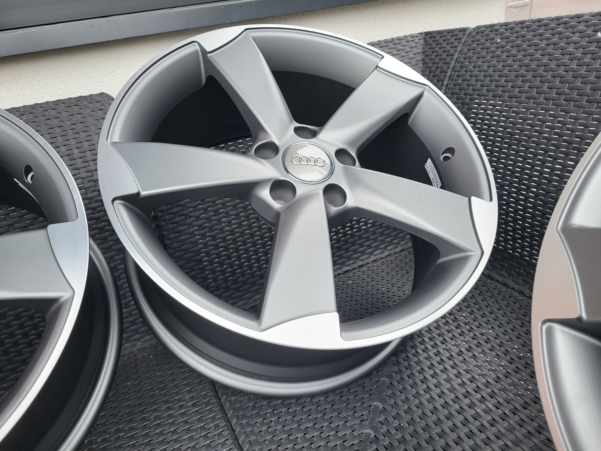 Alufelgi 18" 5x112 ET30 Audi A6 C7 A6 A4 B9 B8 B7 B6 A5 Q5 Q3 ROTOR !