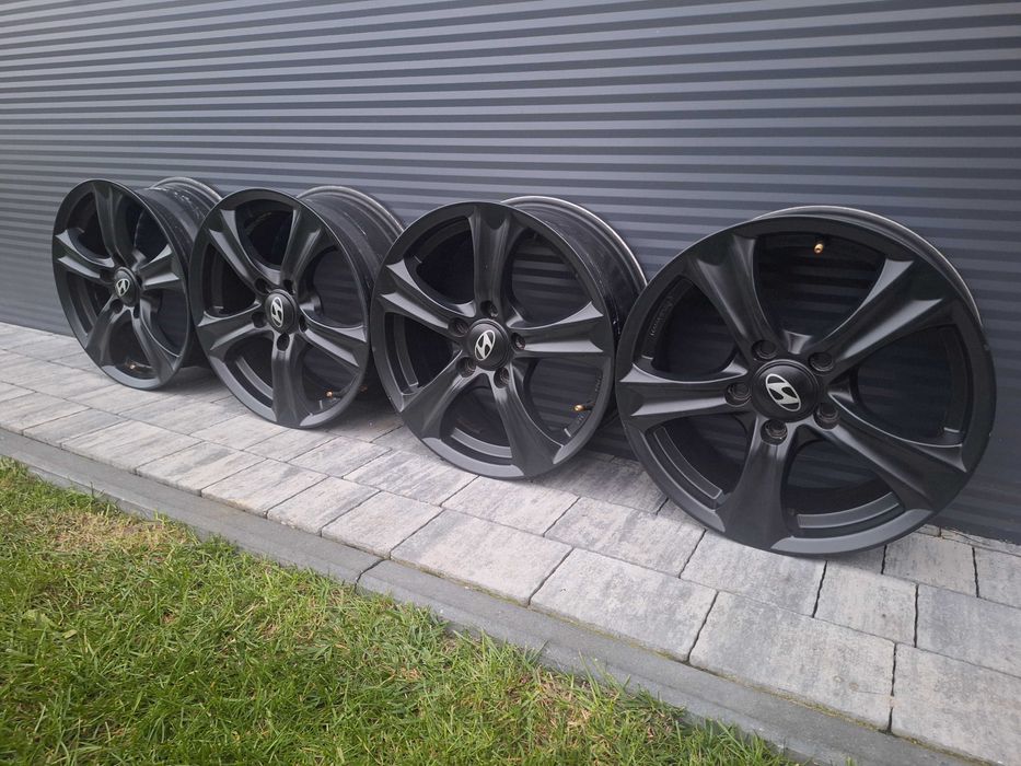 4 Felgi aluminiowe rozstaw 5x114.3,Hyundai Ix35, czarny mat.16 Cali