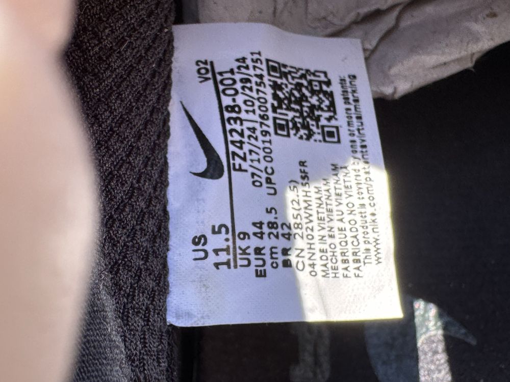 Кроссвки Nike W Nike Air Max SNDR GORE-Tex (FZ4238)