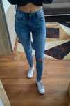 Spodnie jeansowe Sinsay