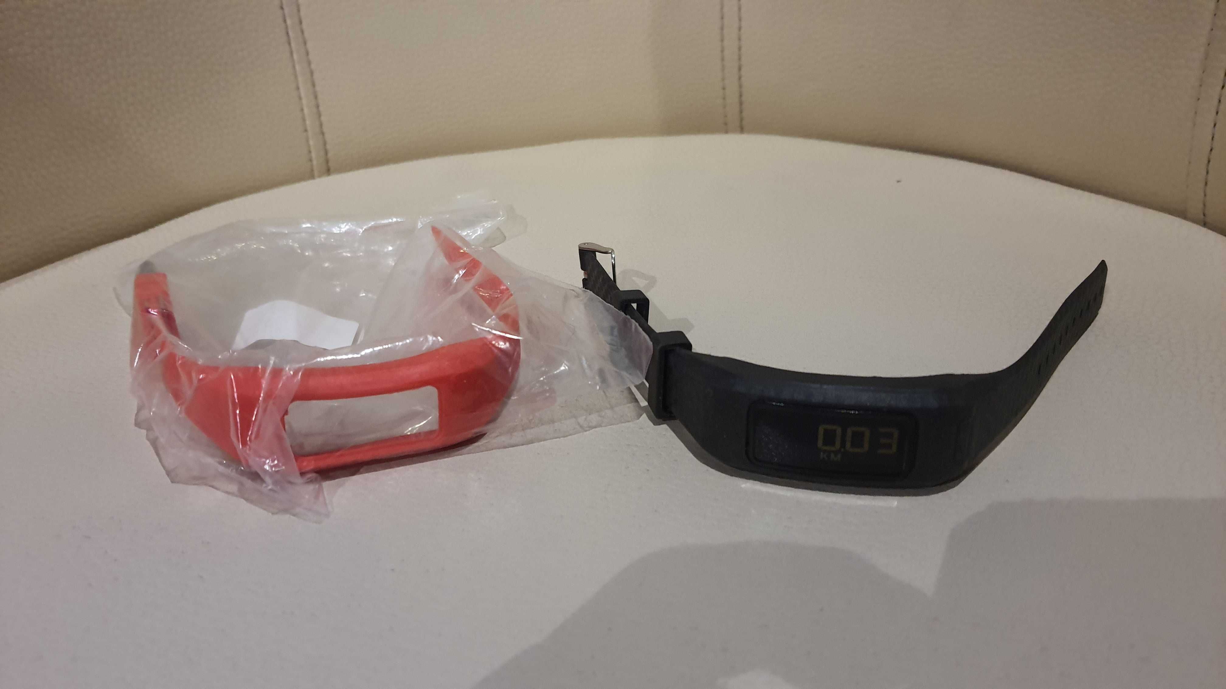 Zegarek opaska Garmin VivoFit + nowa opaska