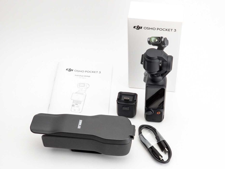 DJI Osmo Pocket 3  kamera wideo, stan JAK NOWA z BARDZO UNIKALNYM ETUI