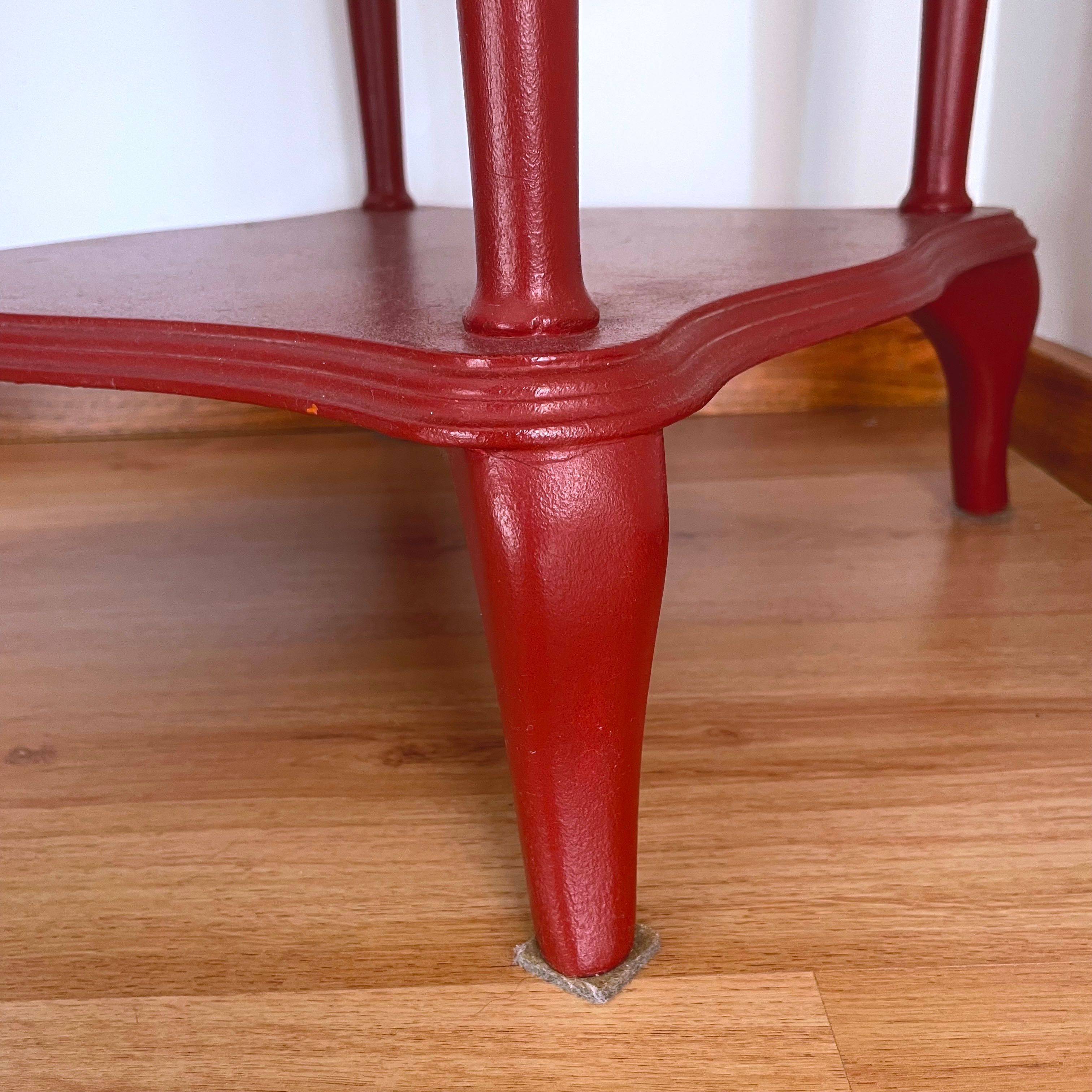 Mesa De Apoio Cabeceira Vermelho - RECUPERADO