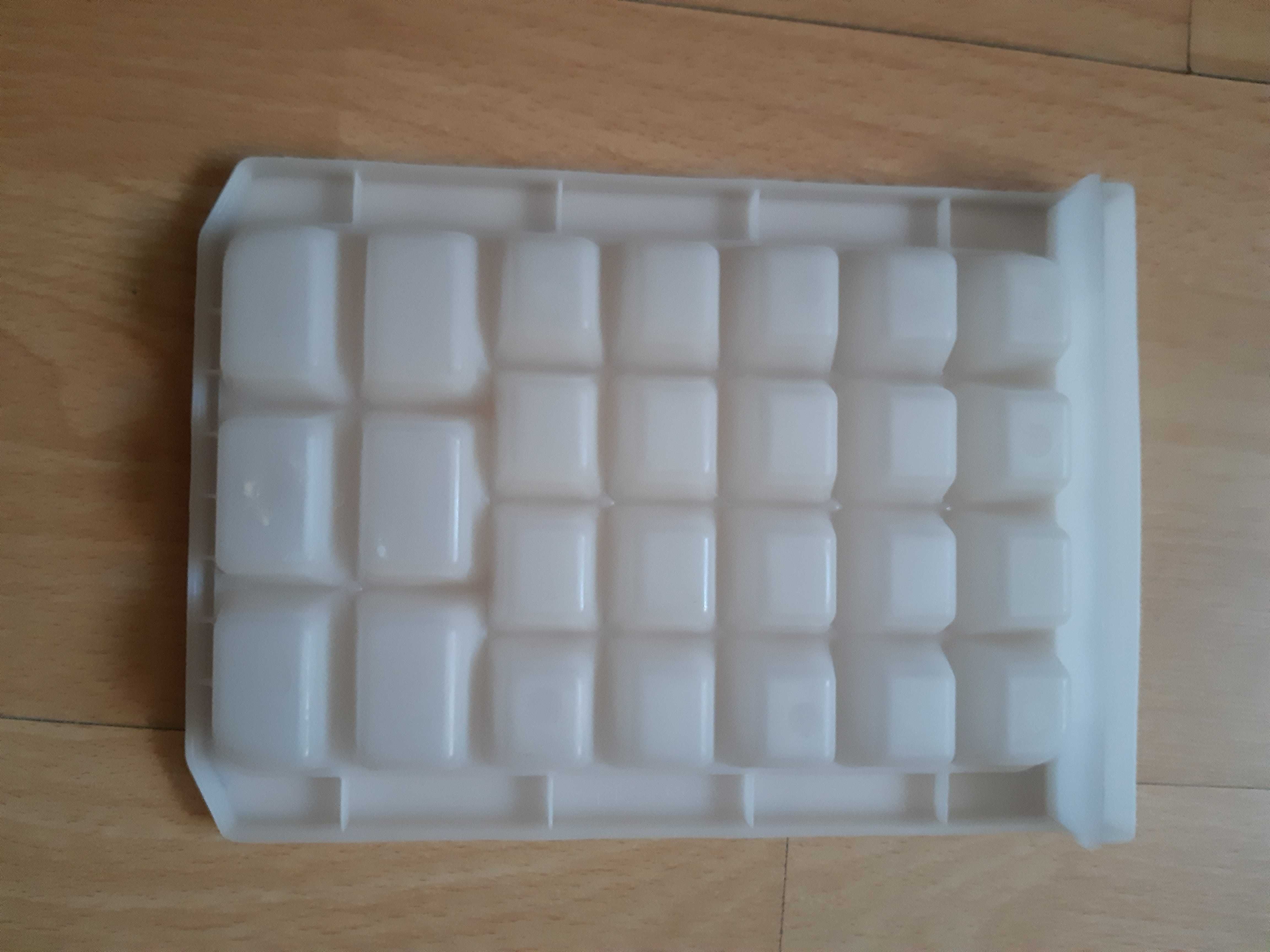 Forma, pojemnik, na kostki lodu