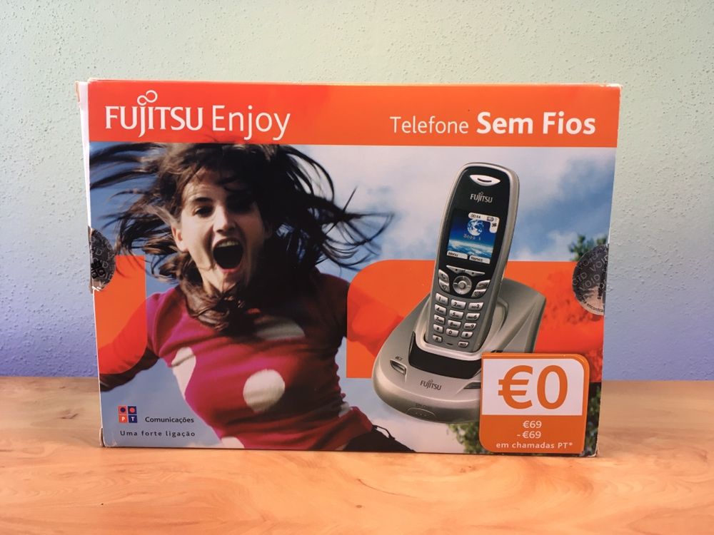 Telefone Fijitsu Enjoy