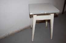 Taboret drewniany, biały - PRL