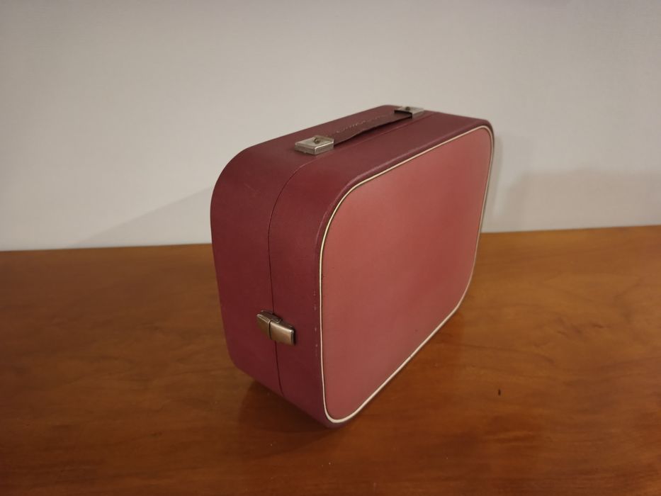 Stary sprawny gramofon
